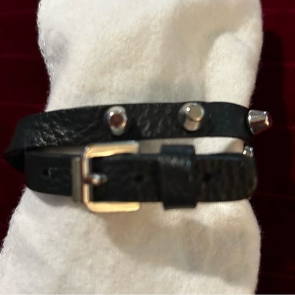 Silvertone  and Black leather Bracelet. - Picture 2 of 3